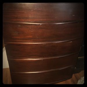 Good wood chest of drawers